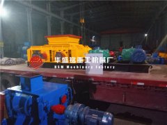 雙齒輥破碎機(jī)如何排料才能不堵料？